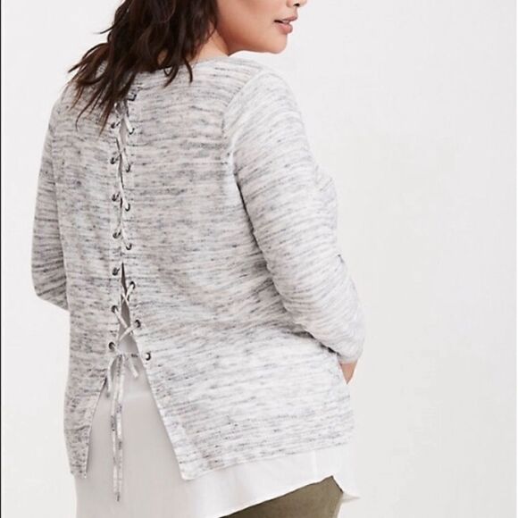 Torrid grey Lace up back long sleeve - Picture 1 of 11